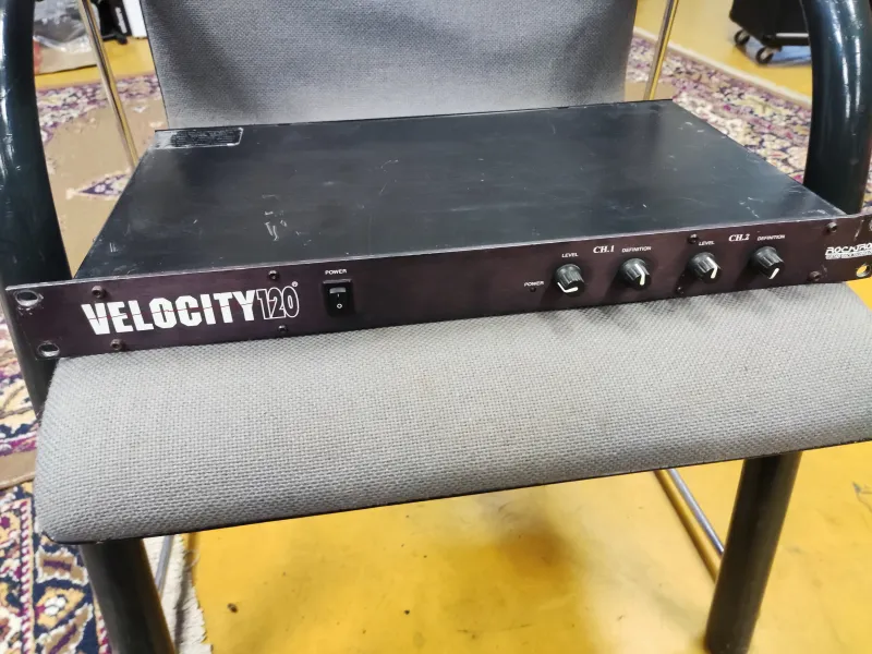 Rocktron Velocity120 Etapa de potencia