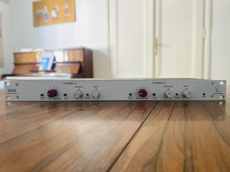 Rupert Neve Designs 5045 Primary Source Enhancer Zajzár