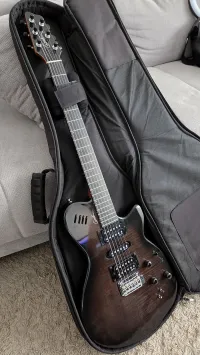 Godin XtSA Roland 13 pin midi-piezo- Godin XtSA Roland 13 pin midi-piezo-