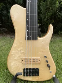 MLP Barabás Tamás signature fretless