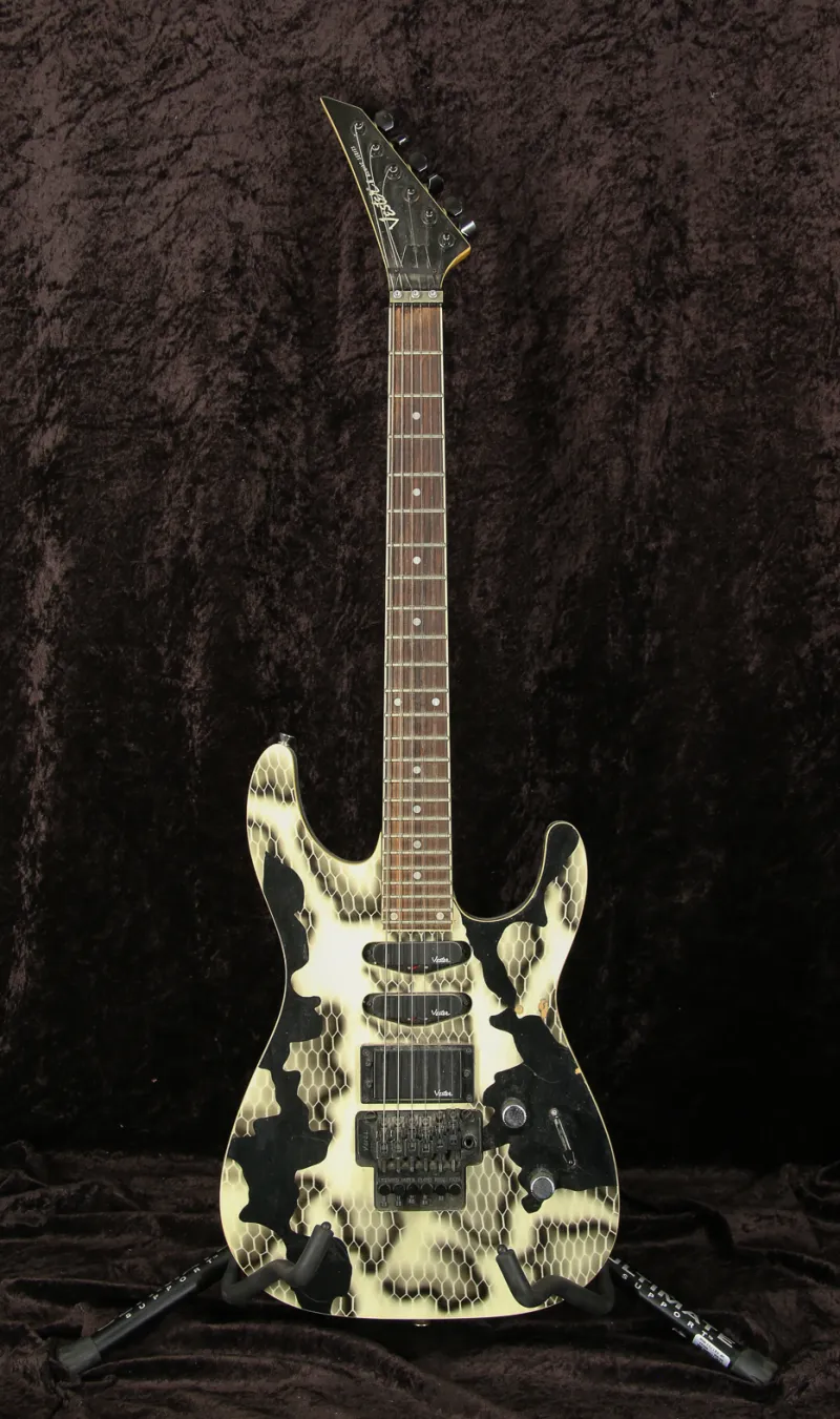 Vester II Maniac series Superstrat Elektromos gitár