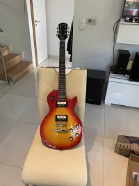 Epiphone Les Paul Studio LT Epiphone Les Paul Studio LT