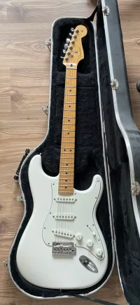 Fender Stratocaster Player Series Fender Stratocaster Player Series