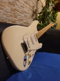 Fender USA deluxe stratocaster Fender USA deluxe stratocaster