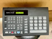 Roland R-70 Human Rhythm Composer Roland R-70 Human Rhythm Composer
