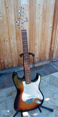 Squier Bullet E-Gitarre - Aramiszoli [Today, 3:31 pm]