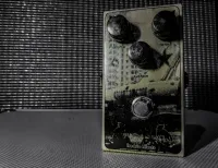 Fredric Effects Green Russian Fuzz