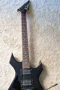 B.C. Rich Platinum B.C. Rich Platinum