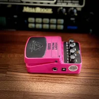 Behringer HM300 Heavy Metal Behringer HM300 Heavy Metal