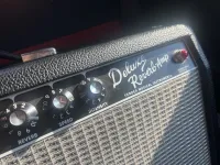 Fender 65 Deluxe Reverb Reissue Csöves erősítő - Bosnyák Tamás [Tegnap, 17:03]