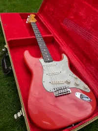 Fender American Vintage 62 stratocaster Fiesta Red 1999
