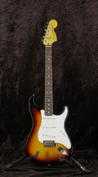 Fender Deluxe Roadhouse Strat MIM 2014 Elektromos gitár - Vintage52 Hangszerbolt és szerviz [Ma, 00:32]