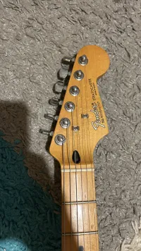Fender Stratocaster 2003 MIM - Sunburst Fender Stratocaster 2003 MIM - Sunburst