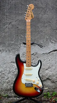 GRECO Strat 1978 Japan