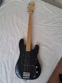 Iván Attila Precision Bass Iván Attila Precision Bass