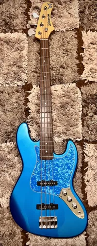 Johnson Jazz Bass