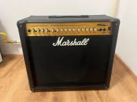 Marshall MG100 DFX Marshall MG100 DFX