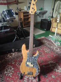 Musima P bass Musima P bass