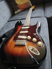 Squier Fender Classic Vibe 60s +Tex-Mex Squier Fender Classic Vibe 60s +Tex-Mex