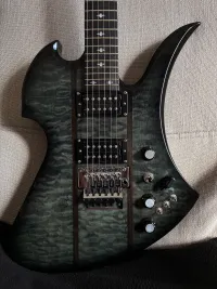 B.C. Rich Mockingbird Legacy ST B.C. Rich Mockingbird Legacy ST