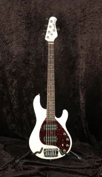 Ernie Ball Music Man StingRay 5 HH 2011 Basszusgitár 5 húros - Vintage52 Hangszerbolt és szerviz [Ma, 14:53]