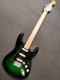 Fender Player Stratocaster HSS PlusTop Fender Player Stratocaster HSS PlusTop