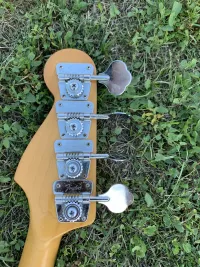 Fender Precision