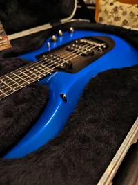 Music Man Siberian shapphire Music Man Siberian shapphire