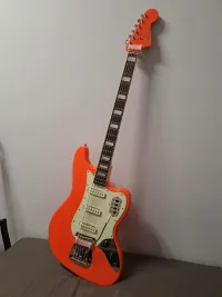 Squier FSR BASS VI Tahitian Coral