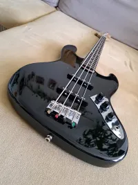 Squier Jazz Bass Affinity
