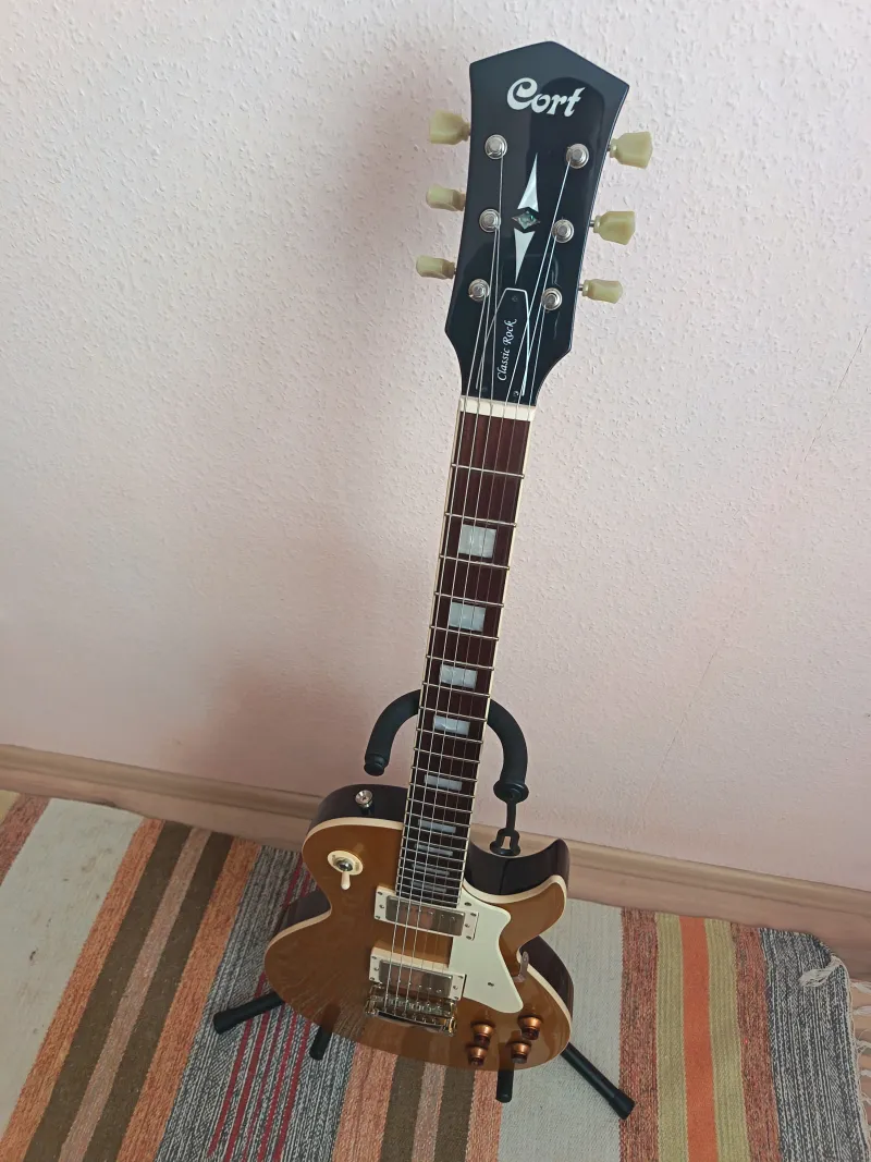 Cort CR200 GT Szólógitár