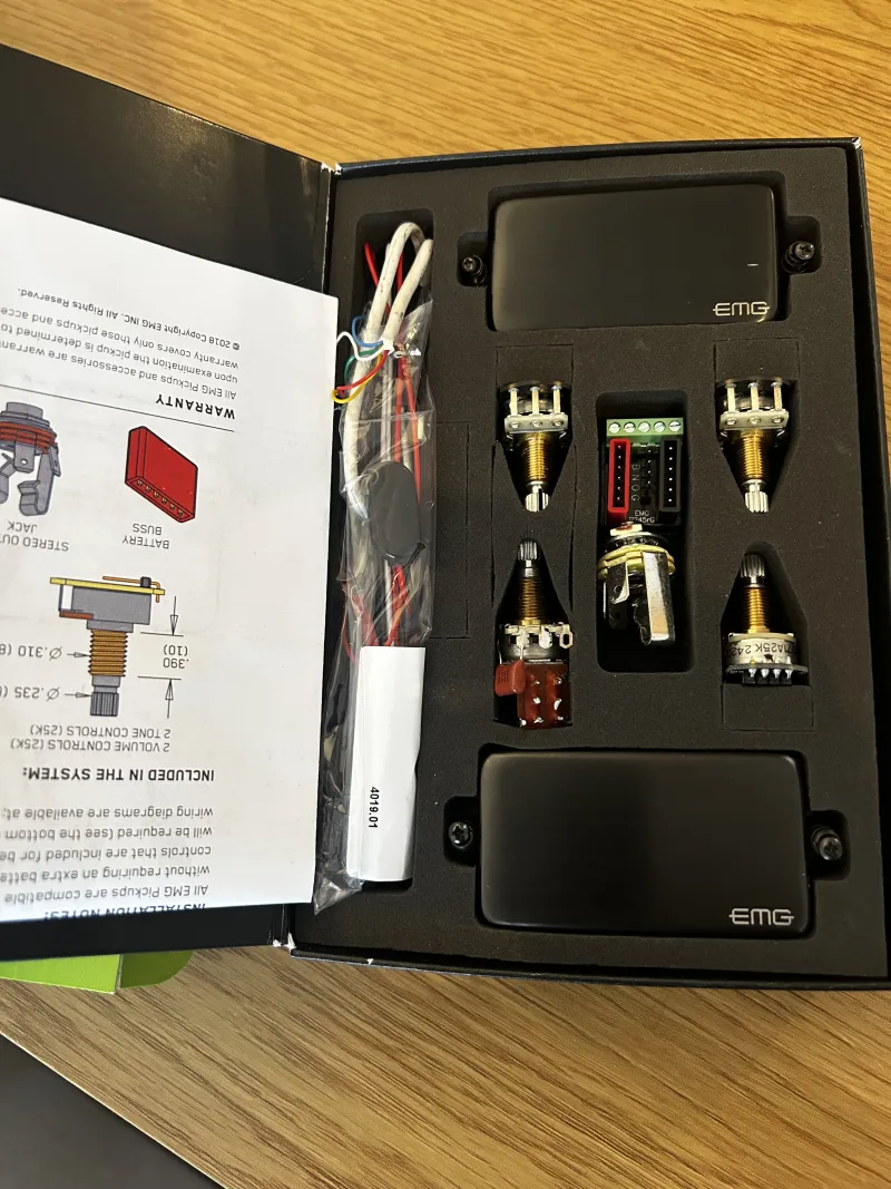 EMG 81+60TW-R Hangszedő