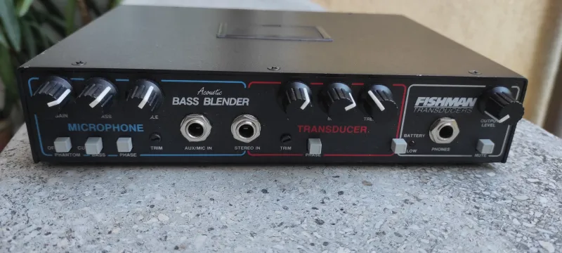 Fishman Acoustic Bass Blender Mixer amplifier