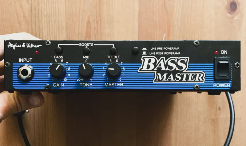 Hughes&Kettner Bass Master 5watt El84 Basszuserősítő-fej