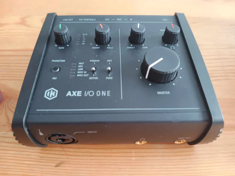 IK Multimedia Axe IO One Audio Tarjeta de sonido externa