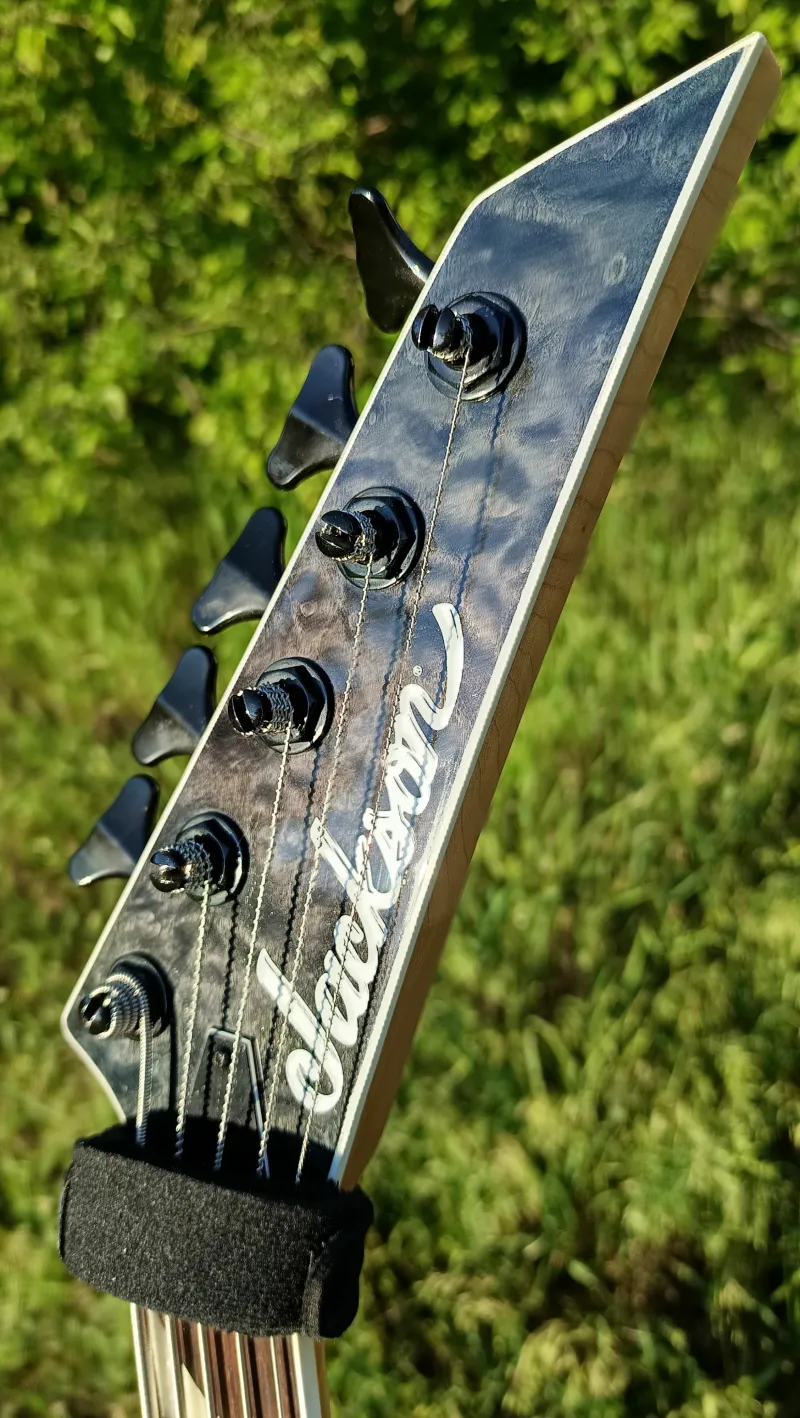 Jackson JS Series Concert Bass JS3VQ 5-Saiter Bass-Gitarre