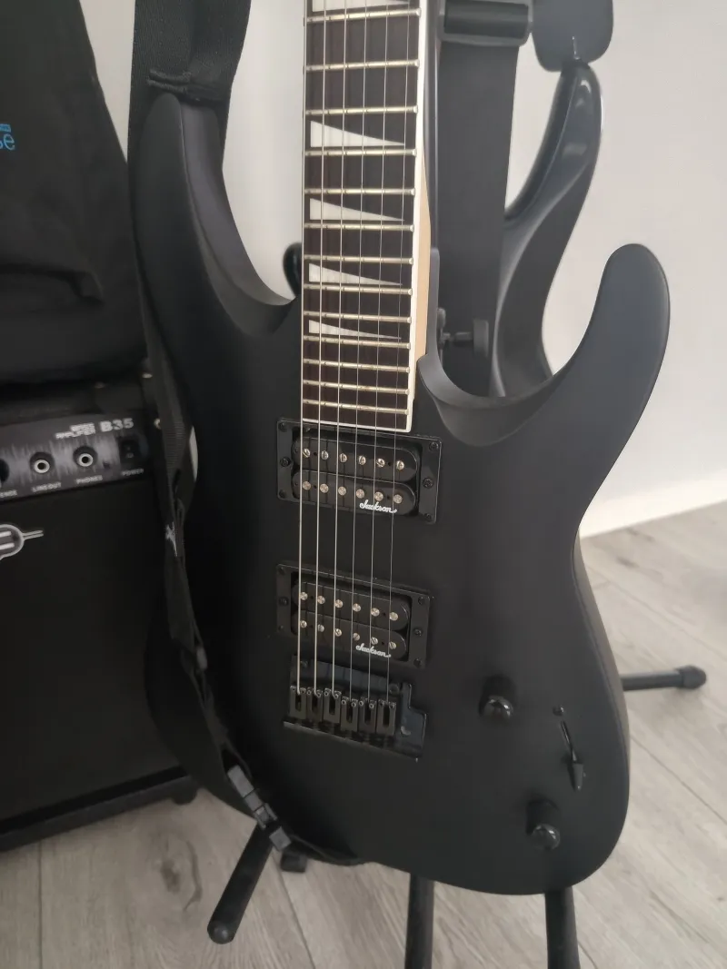 Jackson JS22 Dinky Arch Top Elektrická gitara
