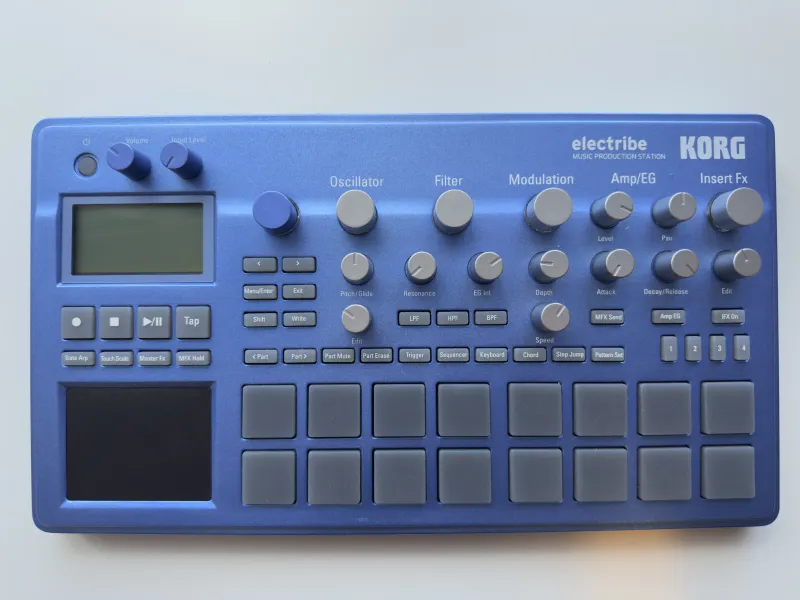 Korg Electribe 2 + Decksaver Groovebox