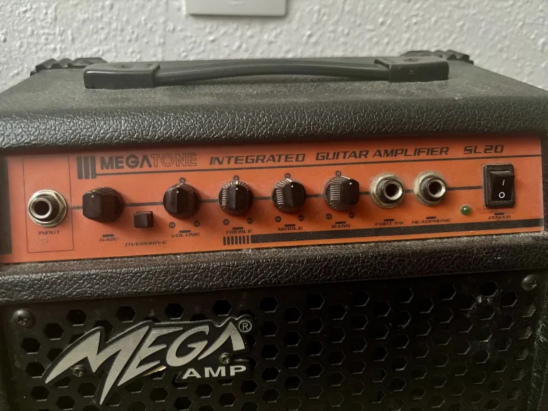 Mega Amp SL20 Gitarrecombo