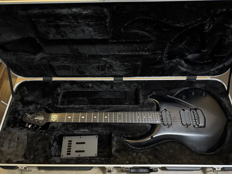 Music Man Majesty John Petrucci Signature Elektrická gitara