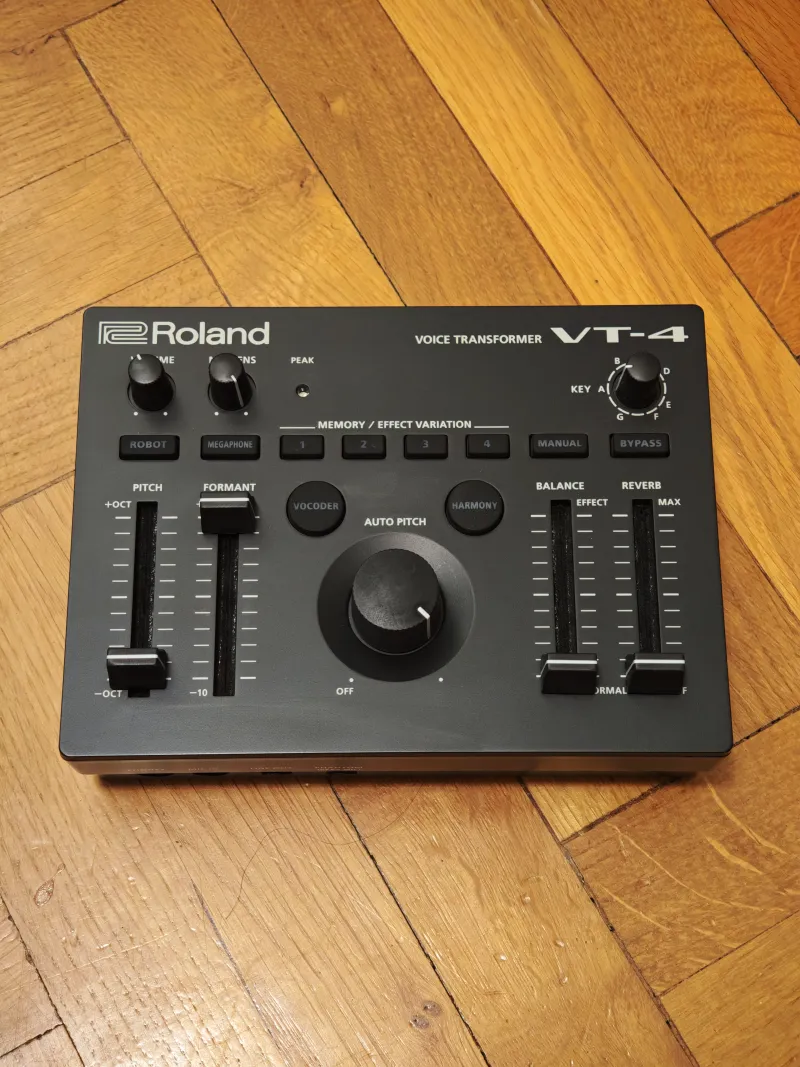 Roland VT-4 vokálny procesor