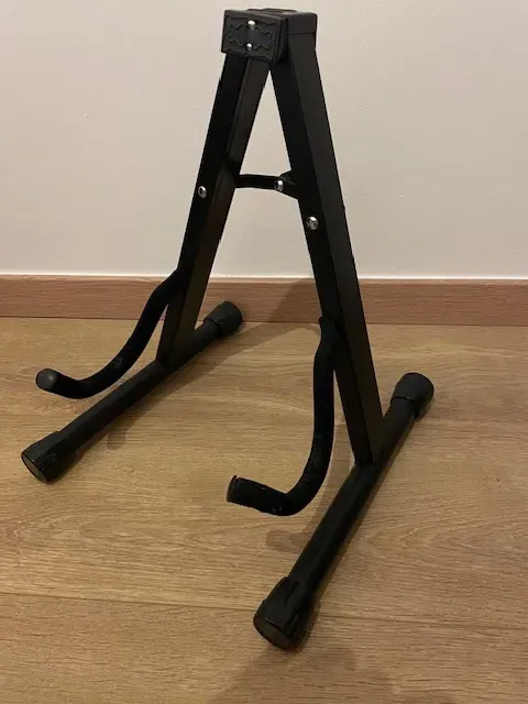 Stagg Platinum Gitarreständer