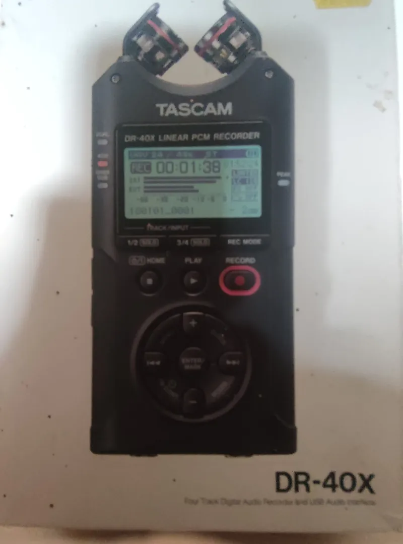 Tascam DRX-40 Digitálny rekordér