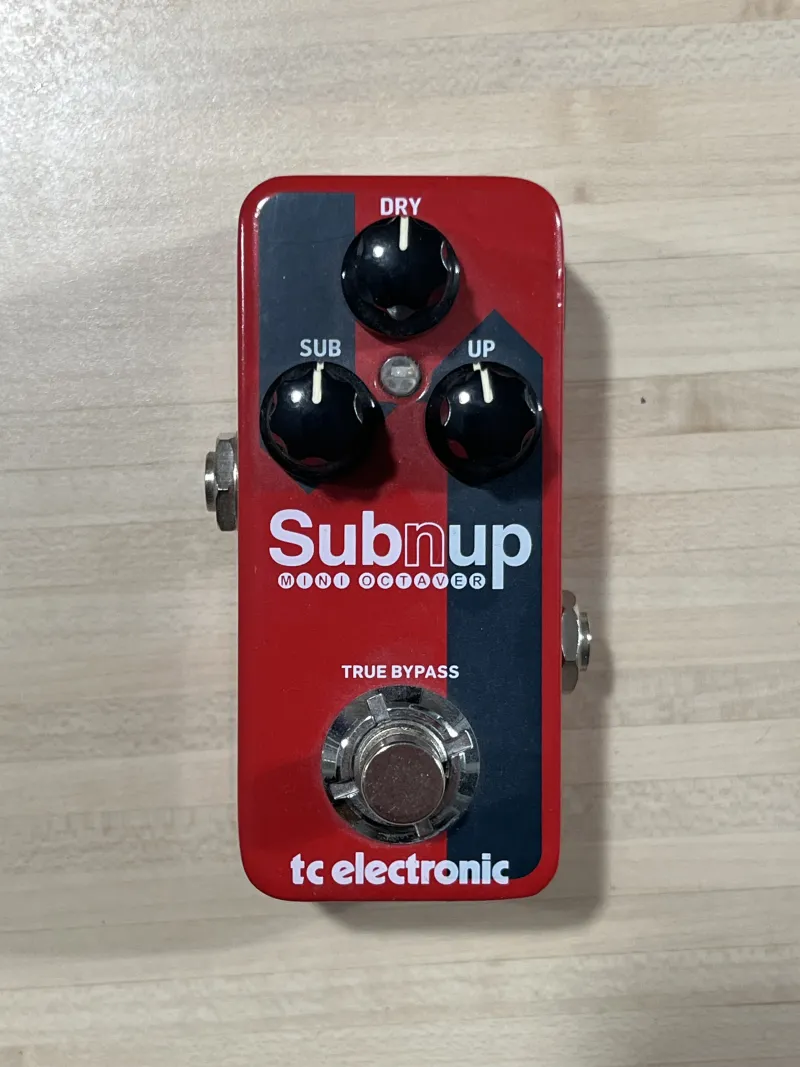 TC Electronic Sub N Up octave pedal