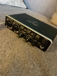 Behringer U-Phoria UMC 202HD