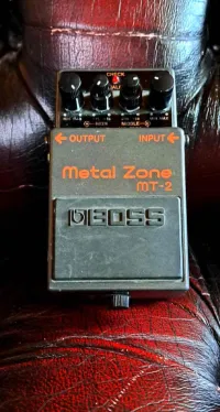 BOSS Metal Zone MT-2