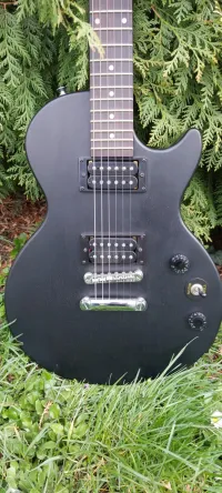 Epiphone Les Paul Special Satin E1 Ebony Vintage