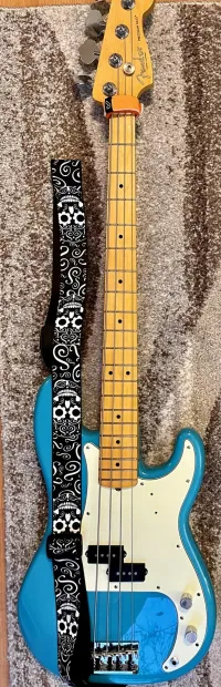 Fender American Pro II Precision bass Basgitara - r00r1 [Day before yesterday, 6:54 pm]