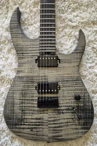 Schecter Sunset Extreme Grey Ghost