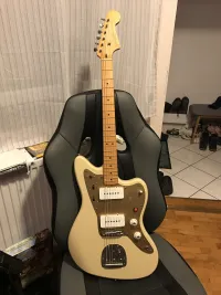 Squier Jazzmaster 40th Anniversary Desert Sand